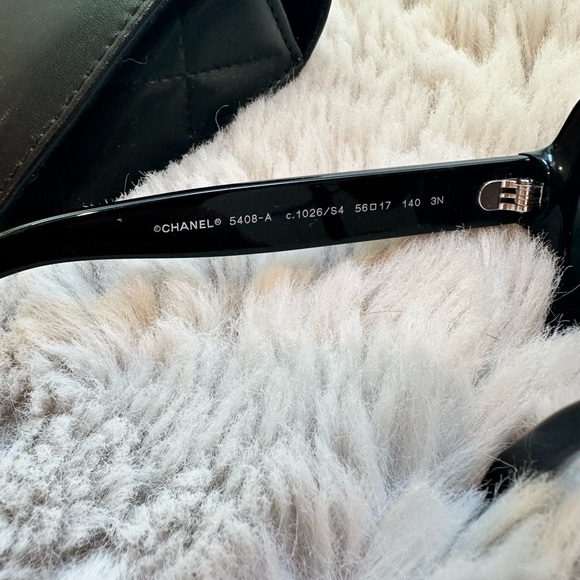 CHANEL BNIB sunglasses. OBO. Authentic. Unworn. No scratches. Original packaging - Picture 5 of 8